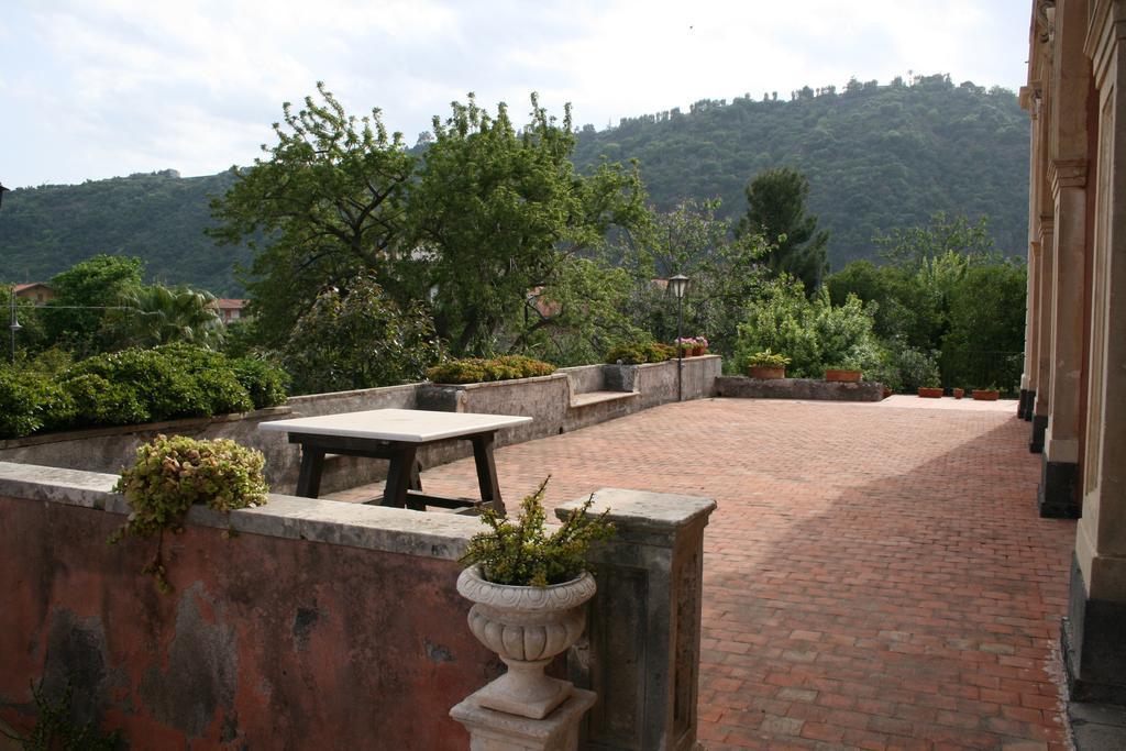Villa Dei Leoni Santa Tecla Ngoại thất bức ảnh